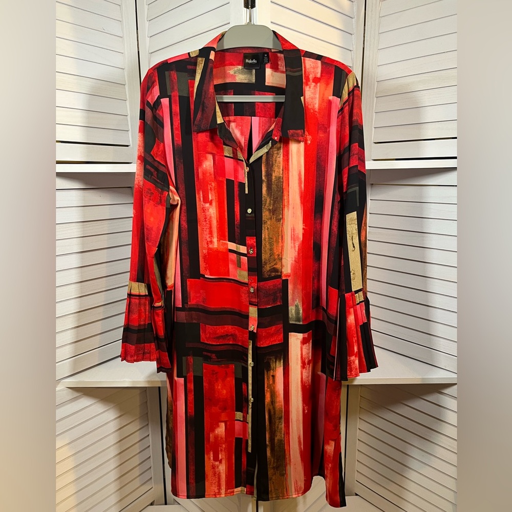 NWOT RAFAELLA LONG BLOUSE